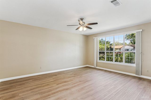 968 Fleming Cir, Pensacola, FL 32514
