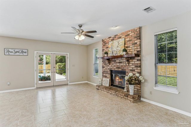 968 Fleming Cir, Pensacola, FL 32514