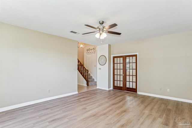 968 Fleming Cir, Pensacola, FL 32514
