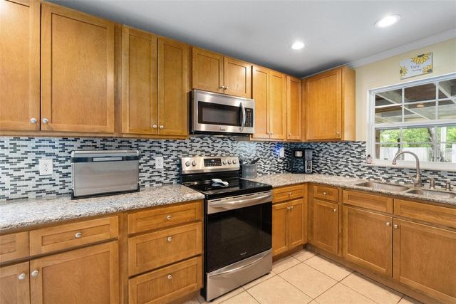 6250 5TH AVENUE S, St Petersburg, FL 33707