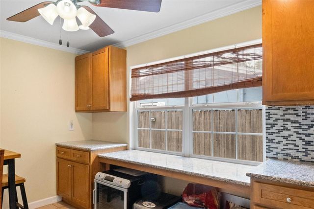 6250 5TH AVENUE S, St Petersburg, FL 33707