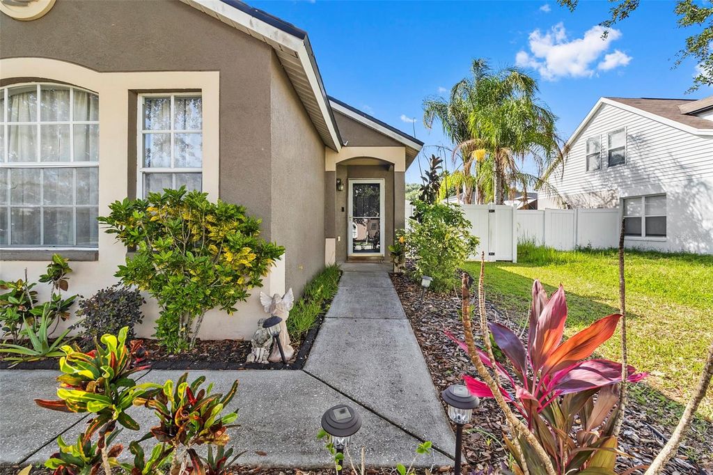 Image 2 of property listing at 1239 AVONWOOD COURT, Lutz, FL 33559