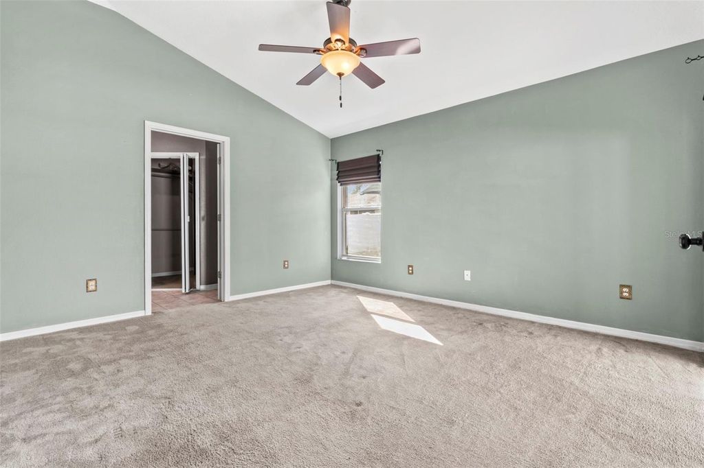 Image 13 of property listing at 1239 AVONWOOD COURT, Lutz, FL 33559