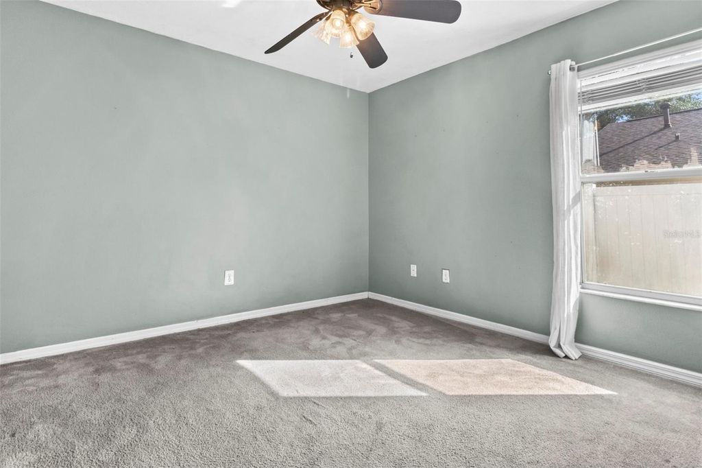 Image 21 of property listing at 1239 AVONWOOD COURT, Lutz, FL 33559