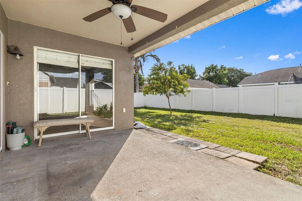 Image 26 of property listing at 1239 AVONWOOD COURT, Lutz, FL 33559