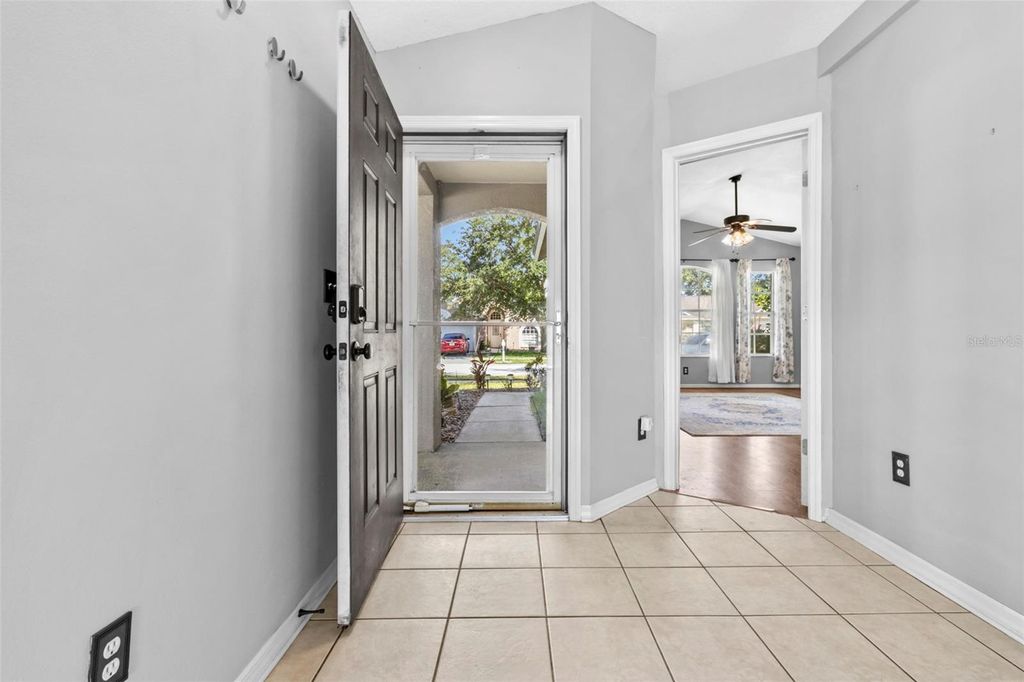Image 4 of property listing at 1239 AVONWOOD COURT, Lutz, FL 33559