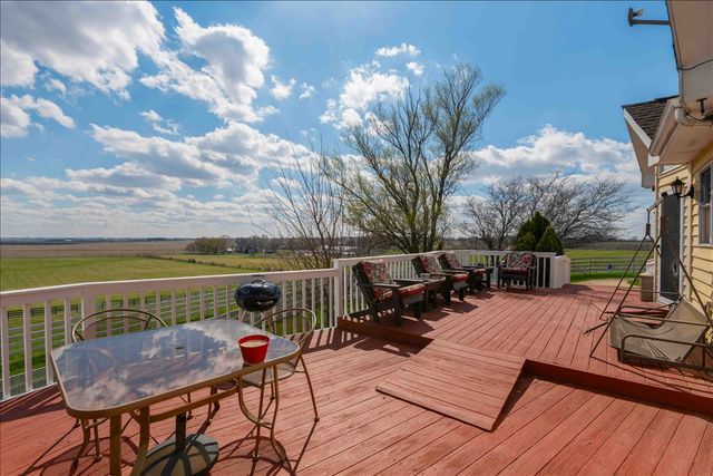 17207 Chase Road, Dekalb, IL 60115