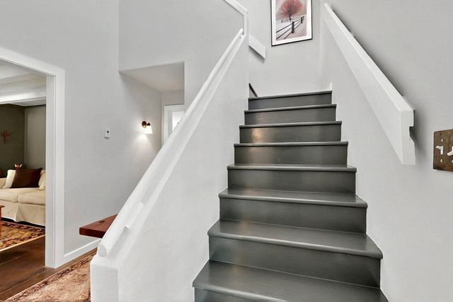 15 Toltec Road, Santa Fe, NM 87505
