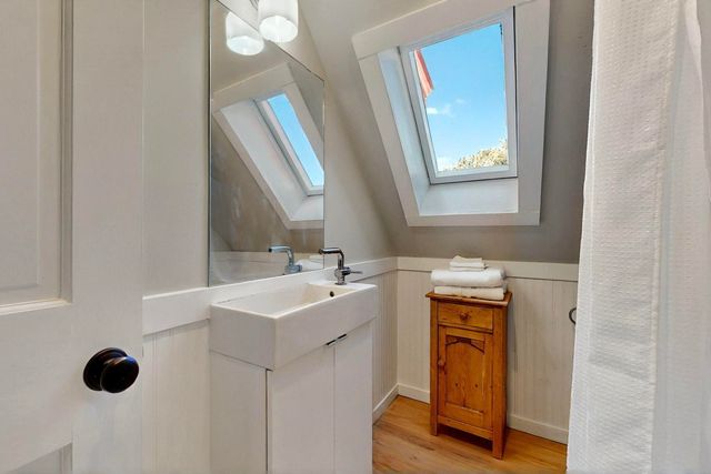 15 Toltec Road, Santa Fe, NM 87505