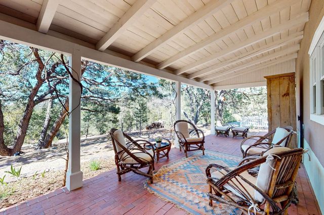 15 Toltec Road, Santa Fe, NM 87505