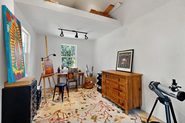 15 Toltec Road, Santa Fe, NM 87505