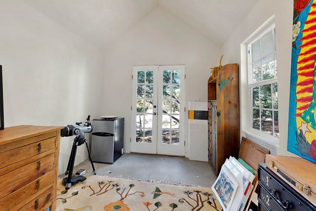 15 Toltec Road, Santa Fe, NM 87505