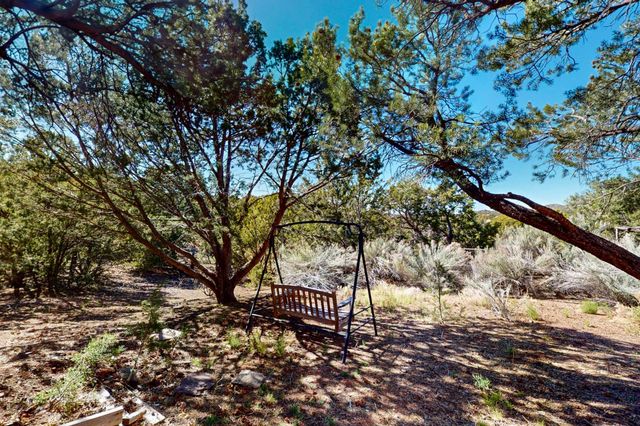 15 Toltec Road, Santa Fe, NM 87505
