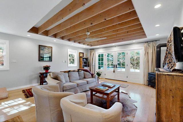 15 Toltec Road, Santa Fe, NM 87505