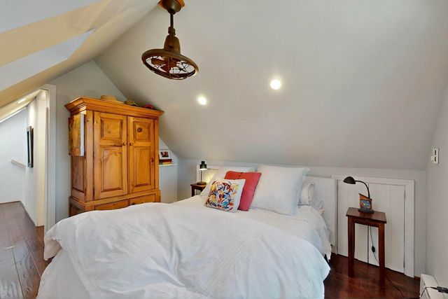 15 Toltec Road, Santa Fe, NM 87505