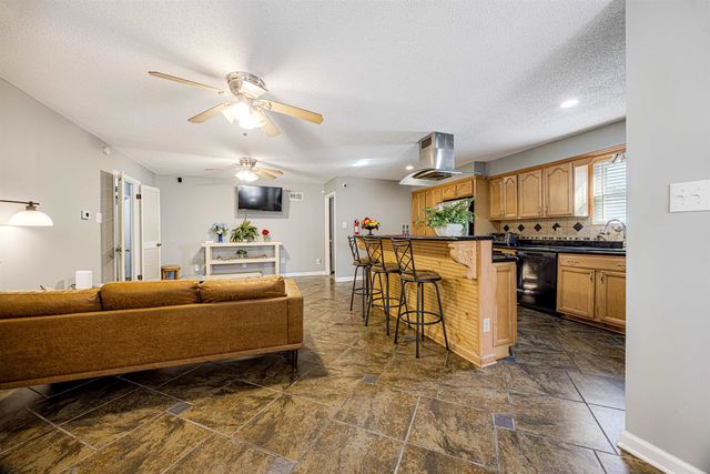 2890 RANDY CV, Memphis, TN 38118