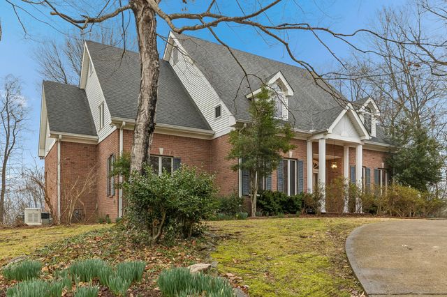 1010 Street Rd, Kingston Springs, TN 37082