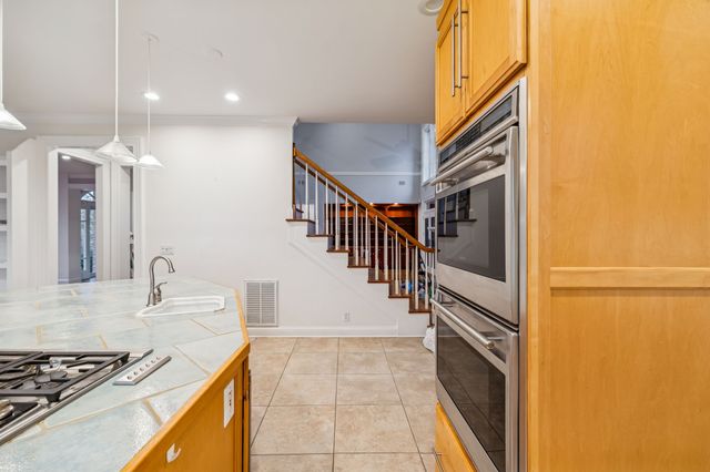 1010 Street Rd, Kingston Springs, TN 37082