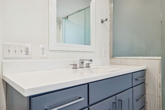 1010 Street Rd, Kingston Springs, TN 37082