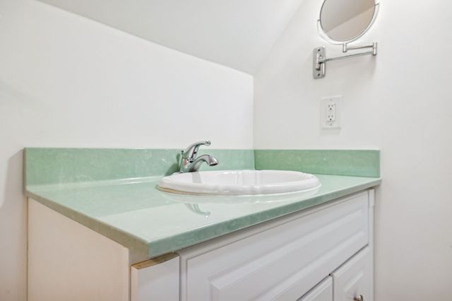 1010 Street Rd, Kingston Springs, TN 37082