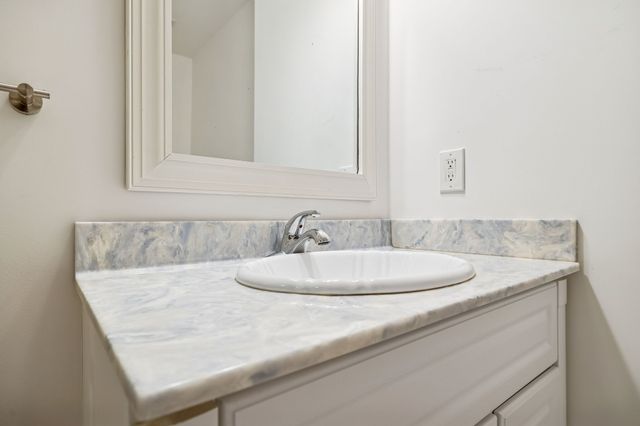 1010 Street Rd, Kingston Springs, TN 37082