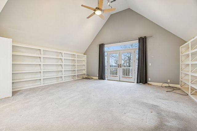 1010 Street Rd, Kingston Springs, TN 37082