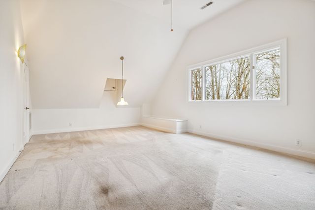 1010 Street Rd, Kingston Springs, TN 37082