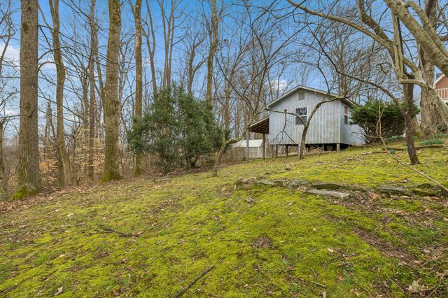 1010 Street Rd, Kingston Springs, TN 37082