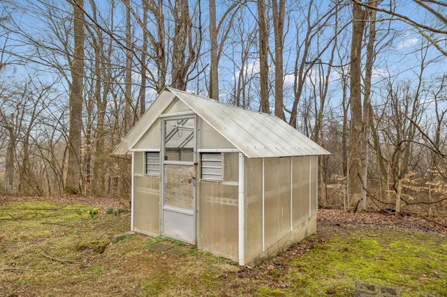 1010 Street Rd, Kingston Springs, TN 37082