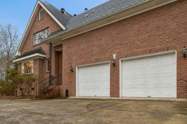 1010 Street Rd, Kingston Springs, TN 37082