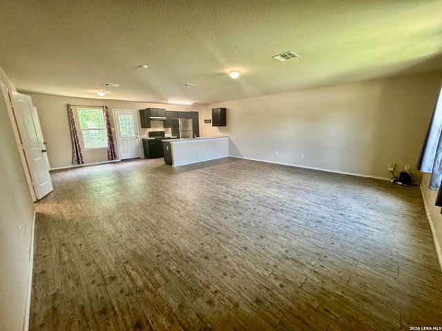 6427 HAZEL VALLEY ST, San Antonio, TX 78242
