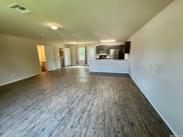 6427 HAZEL VALLEY ST, San Antonio, TX 78242