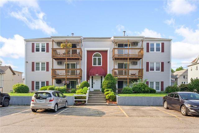 555 Diamond Hill Road 303, Woonsocket, RI 02895