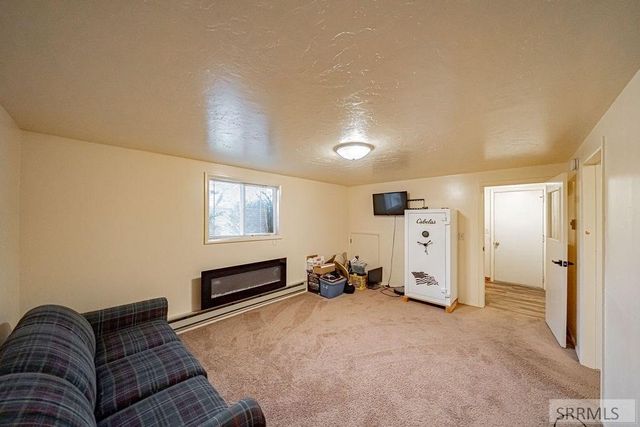 2848 Disney Drive, Idaho Falls, ID 83404