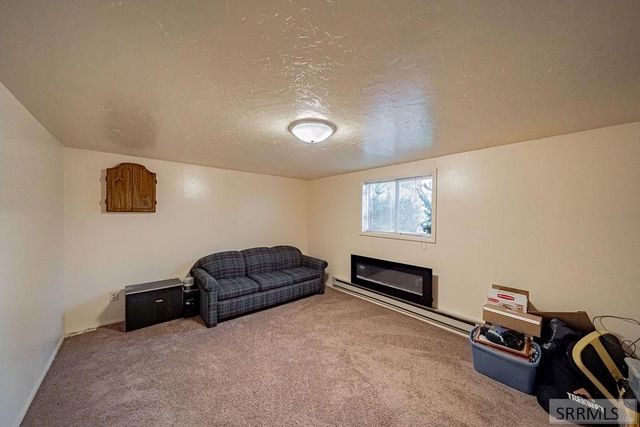 2848 Disney Drive, Idaho Falls, ID 83404