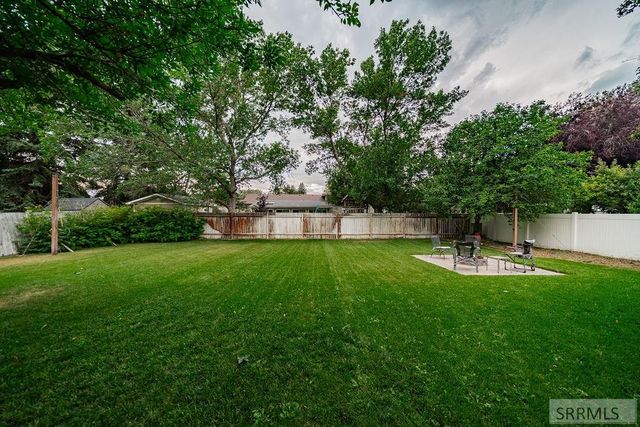 2848 Disney Drive, Idaho Falls, ID 83404