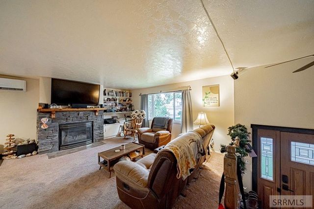 2848 Disney Drive, Idaho Falls, ID 83404