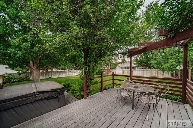 2848 Disney Drive, Idaho Falls, ID 83404