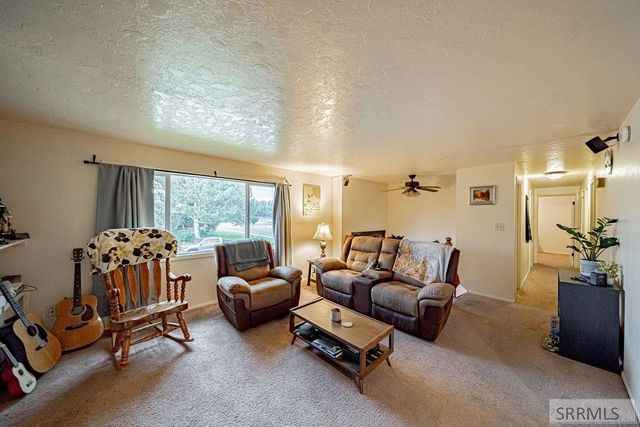 2848 Disney Drive, Idaho Falls, ID 83404