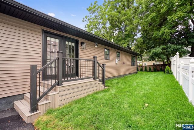 128 Grove Street, Mahwah, NJ 07430