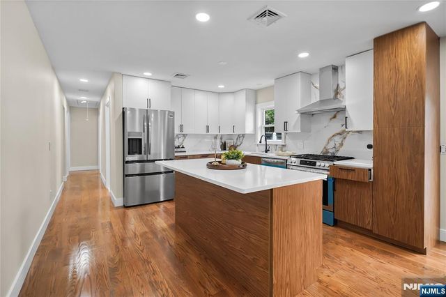 128 Grove Street, Mahwah, NJ 07430