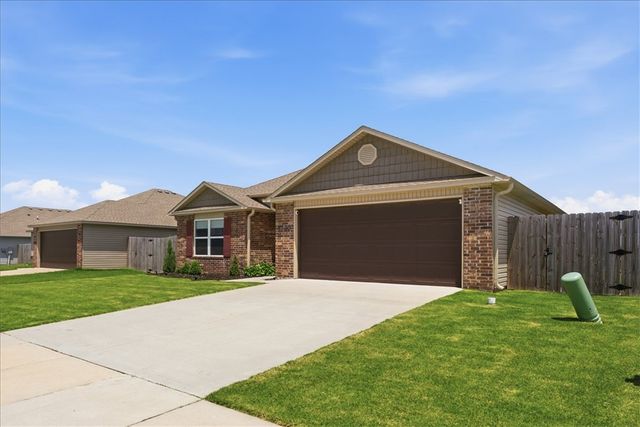 1730 Greenbank Drive, Centerton, AR 72719
