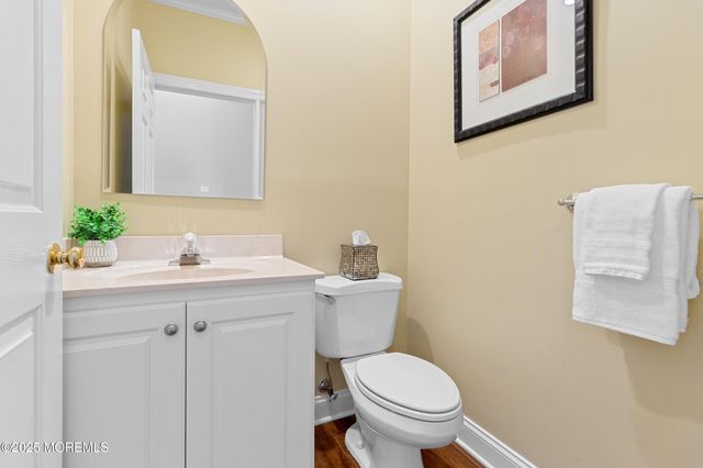 19 Danella Way, Howell, NJ 07731