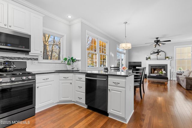 19 Danella Way, Howell, NJ 07731