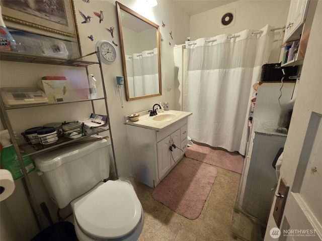 2719 Pacific Avenue, Hoquiam, WA 98550