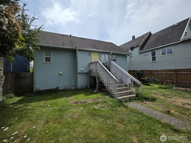 2719 Pacific Avenue, Hoquiam, WA 98550