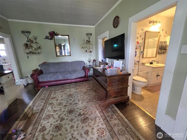 2719 Pacific Avenue, Hoquiam, WA 98550
