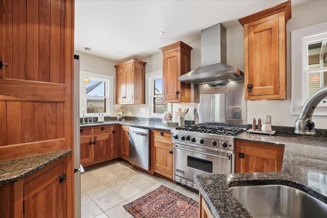 4101 N Morris BOULEVARD, Shorewood, WI 53211