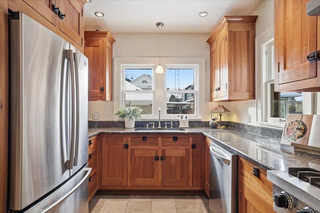 4101 N Morris BOULEVARD, Shorewood, WI 53211