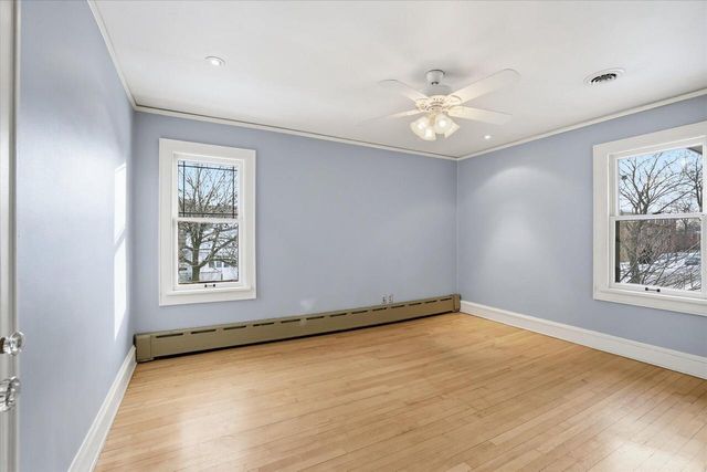 4101 N Morris BOULEVARD, Shorewood, WI 53211